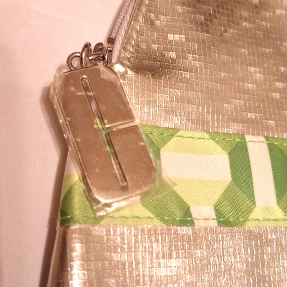 Clinique Y2k‎ Silver Makeup Bag - Picture 3 of 6